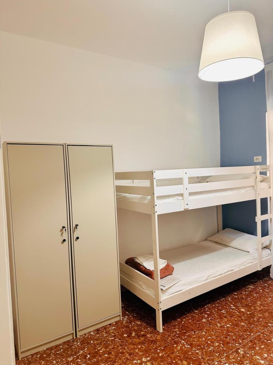 Auberge de jeunesse Baraka 24 à Rome Extérieur photo